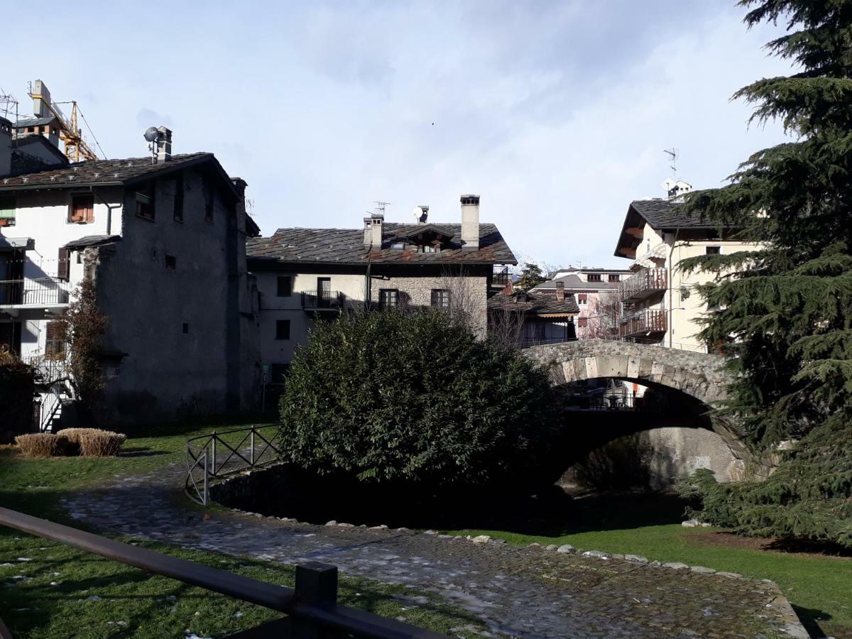 Casa Ponte Romano Aosta Exterior foto